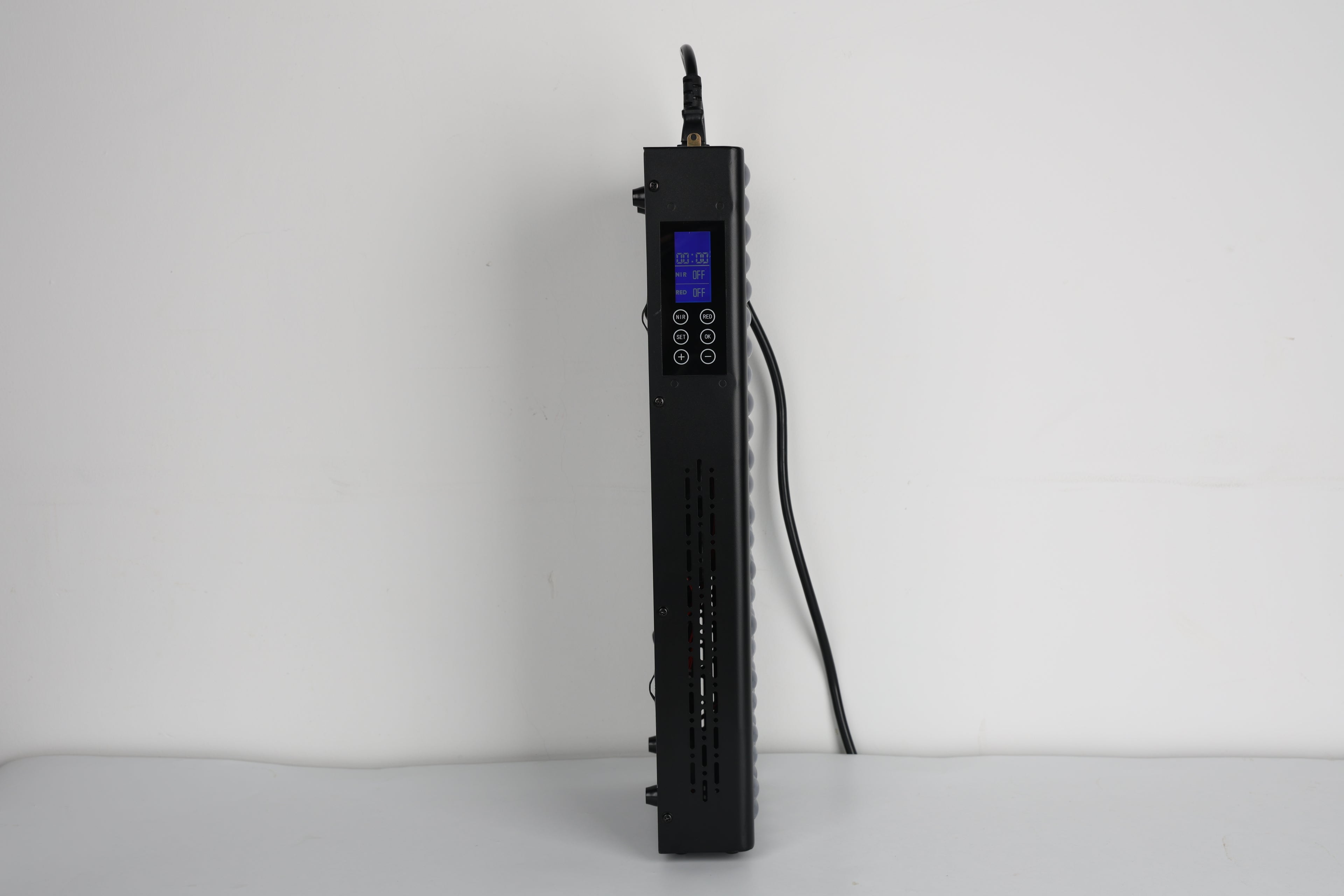 RedGenerate Elite™ Luma600 Half Body LED Light Panel
